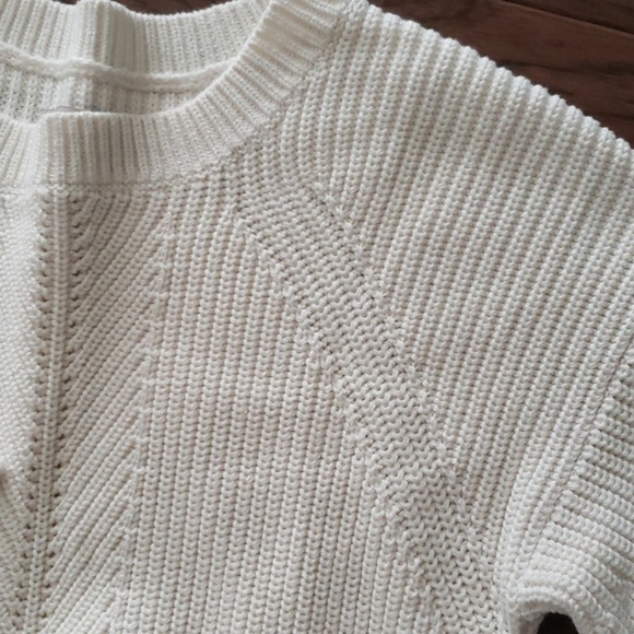 Sweater - Picture 2 of 4